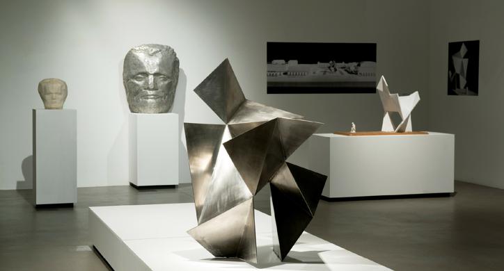 Svjetlonosne forme - likovni postav izložbe