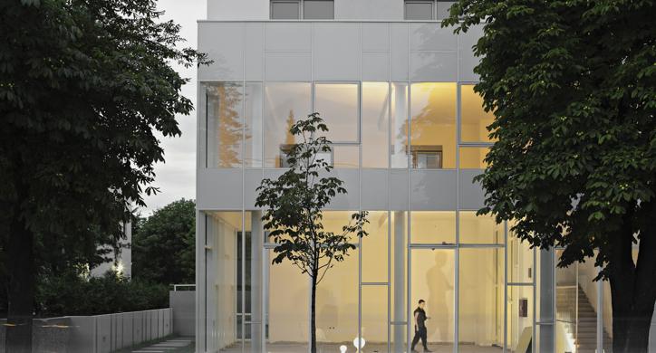 2 u 1, stambeno-poslovna zgrada, Velika Gorica