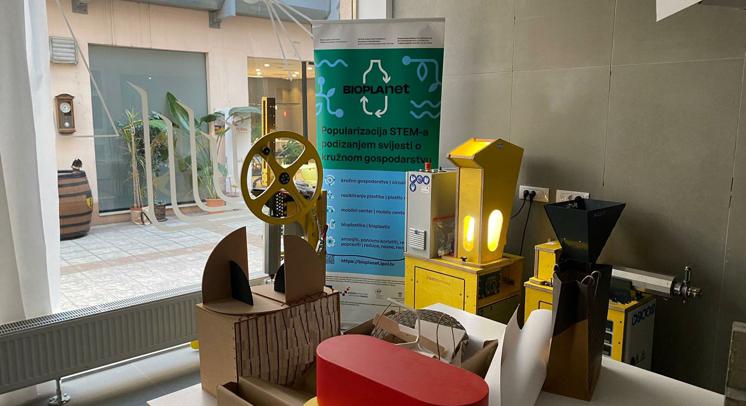 Projekt BIOPLAnet - dobiven set uređaja za recikliranje plastike