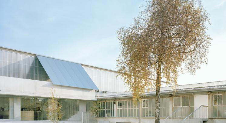 Predavanje Vidic Grohar Arhitekti: Privremena rješenja / Temporary Solutions u radnom prostoru platforme SKUP-A u bivšoj zagrebačkoj Klaonici