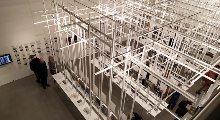 Izložba i obilazak paviljona Fitting Abstraction u MSU Zagreb, instalacije kojom se Hrvatska predstavila na 14. Venecijanskom bijenalu arhitekture Fundamentals. Absorbing Modernity 1914-2014